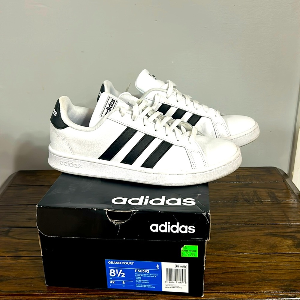 Adidas men’s Grand Court tennis shoes.